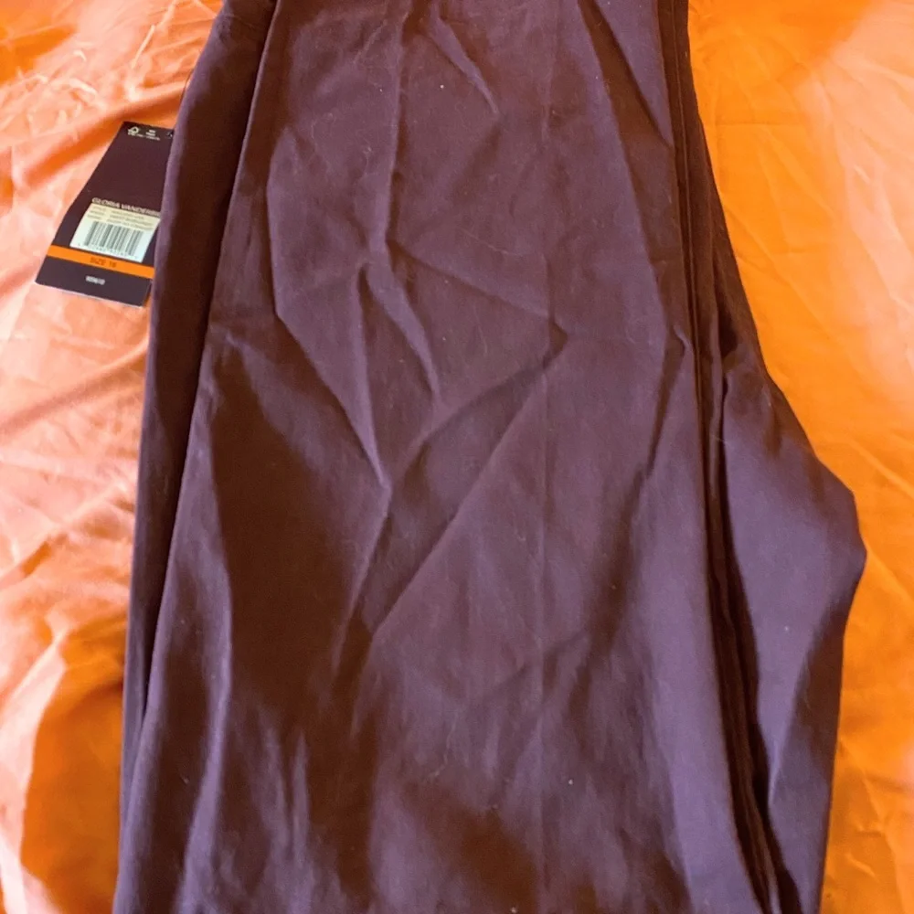 Gloria Vanderbilt Avery Straight Jeans Stretch Pants in Maroon